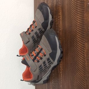 Merrel water resistant shoes